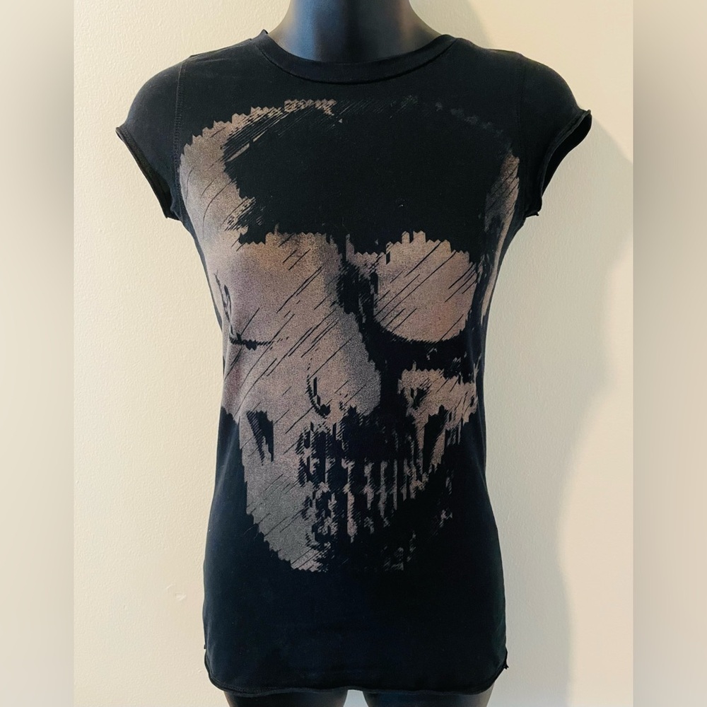 Zara Trafaluc Skull T-Shirt! 💀